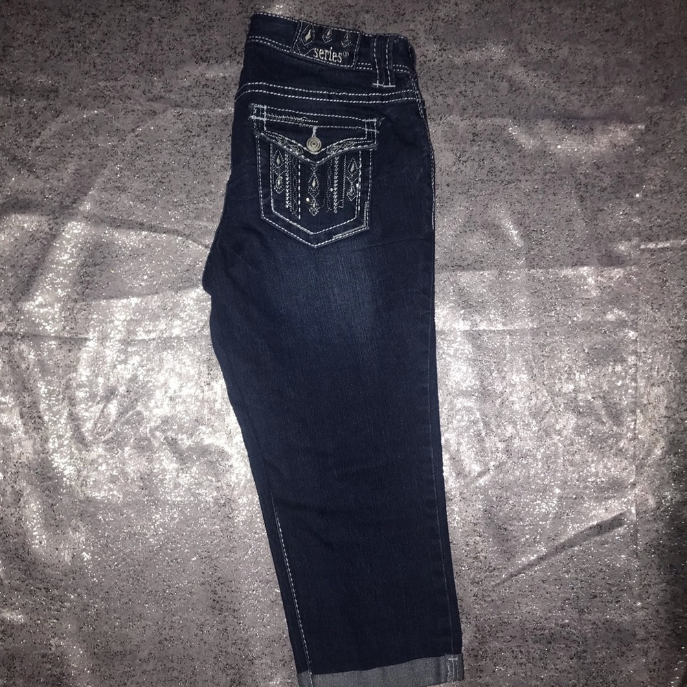 Capris Jean - Picture 2 of 3